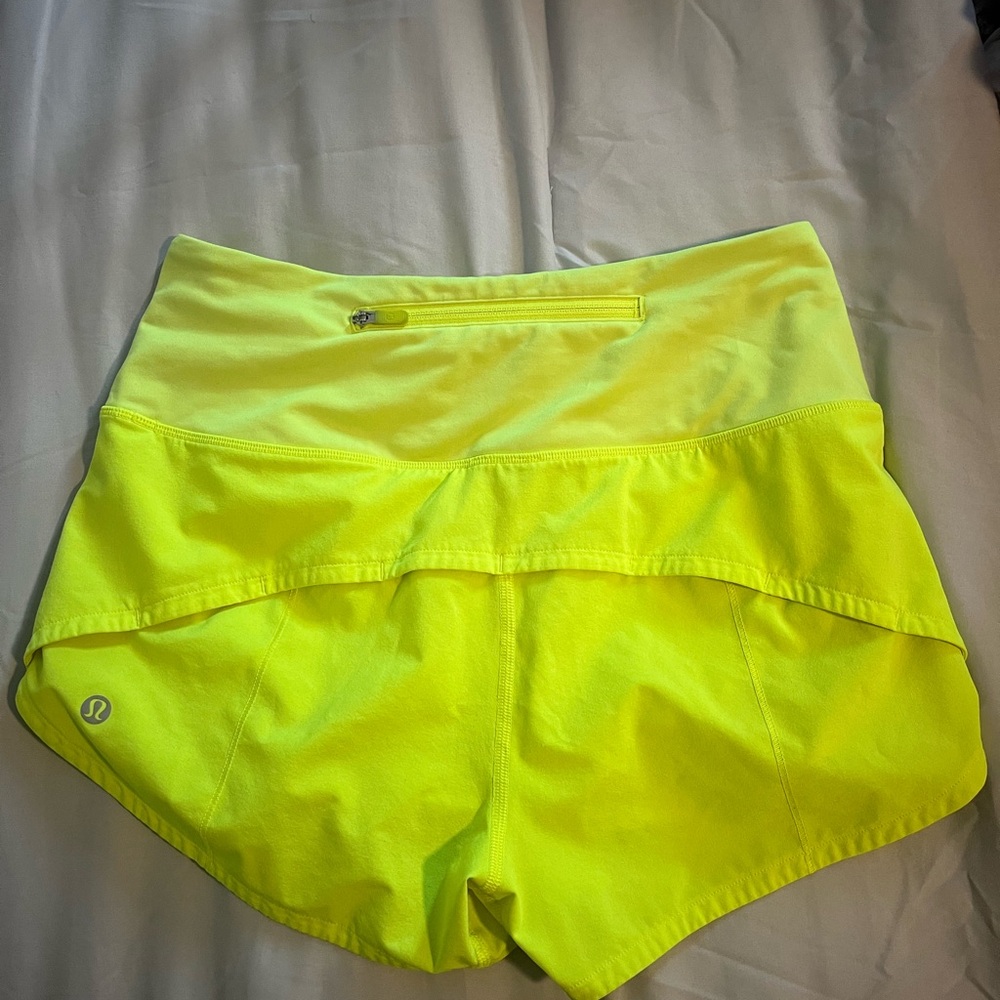 Lululemon High Rise Speed Up Shorts Size 4